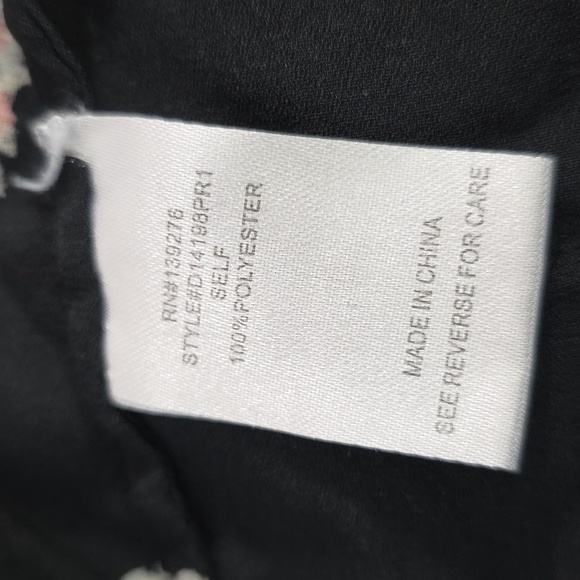 Daniel Rainn Black Floral Blouse - Picture 9 of 10